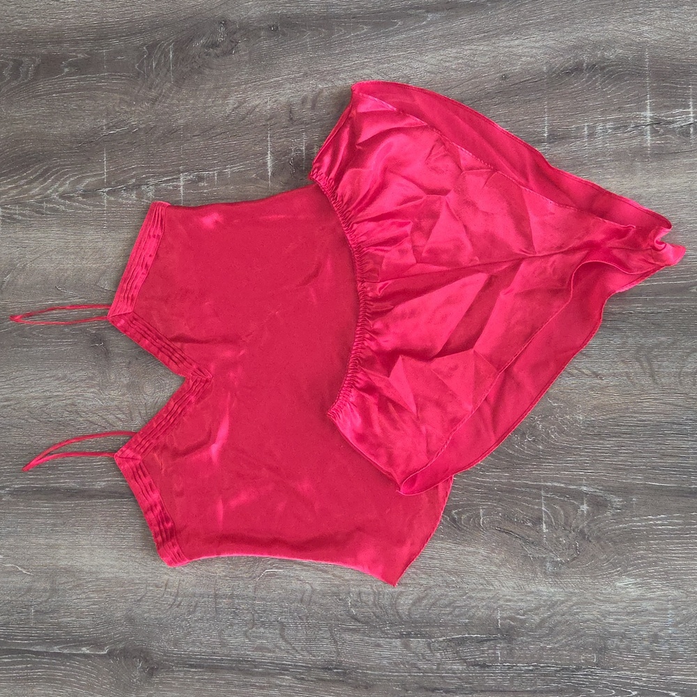 Victoria's Secret Gold Label Red Satin 2 Piece Matching Chemise Set - Picture 2 of 16